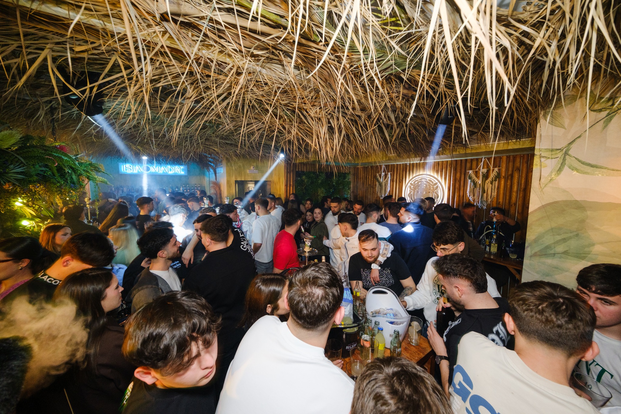 662295954_944419341686629_35081750494682828_n